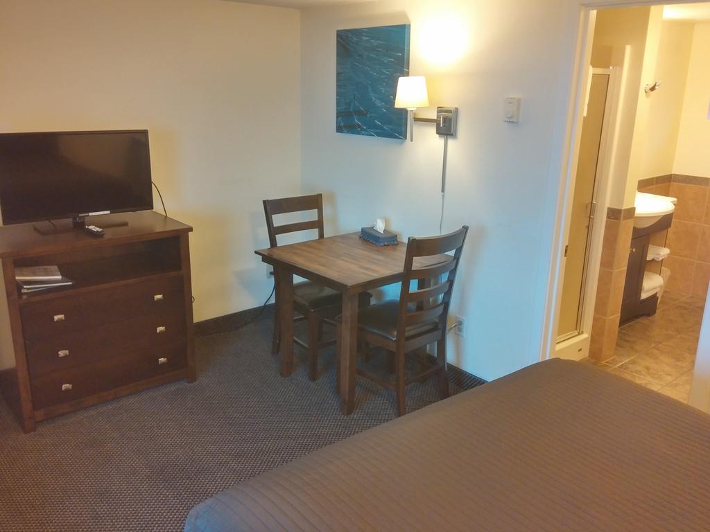 Sunset Surf Motel Мензанита Екстериор снимка