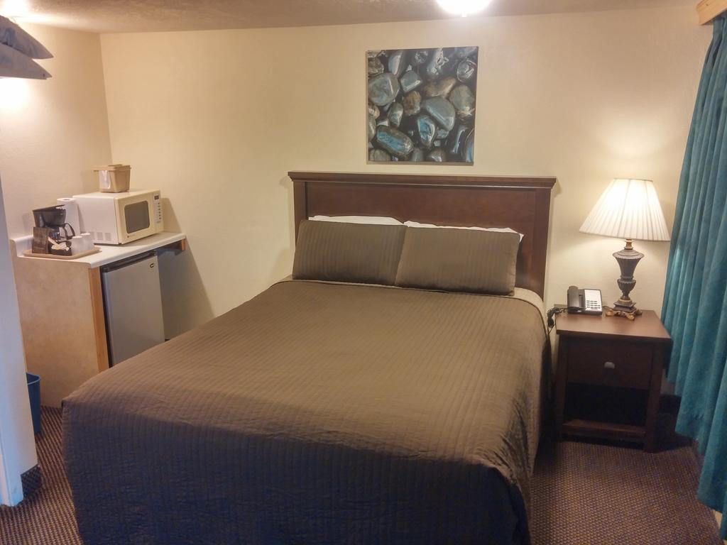Sunset Surf Motel Мензанита Екстериор снимка