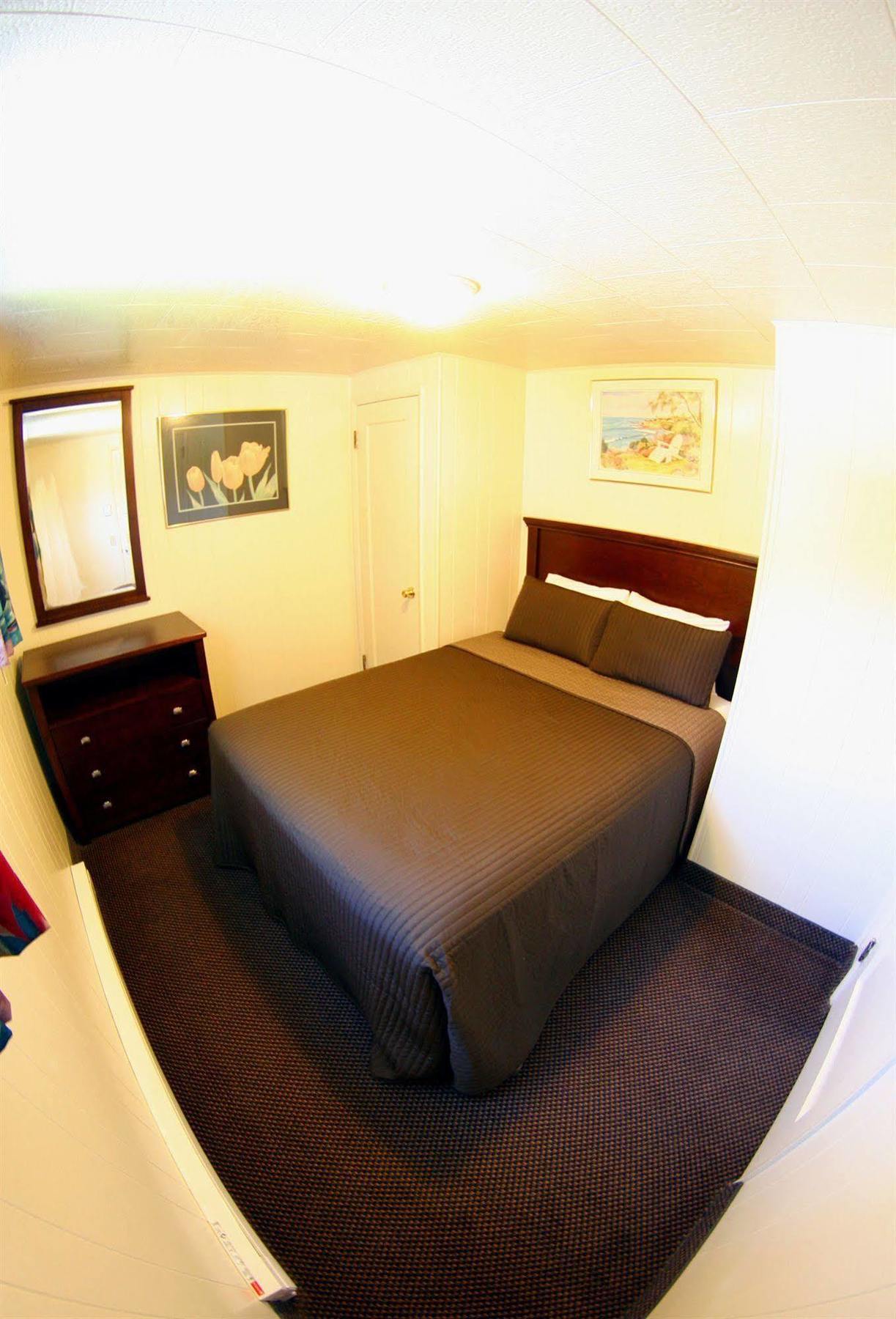 Sunset Surf Motel Мензанита Екстериор снимка