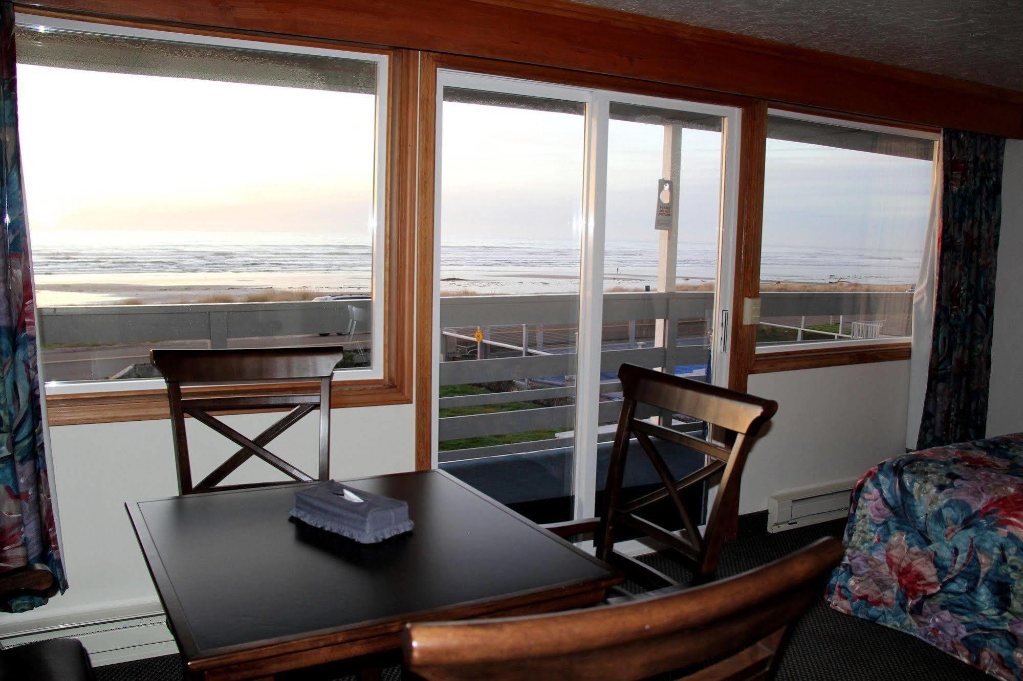 Sunset Surf Motel Мензанита Екстериор снимка